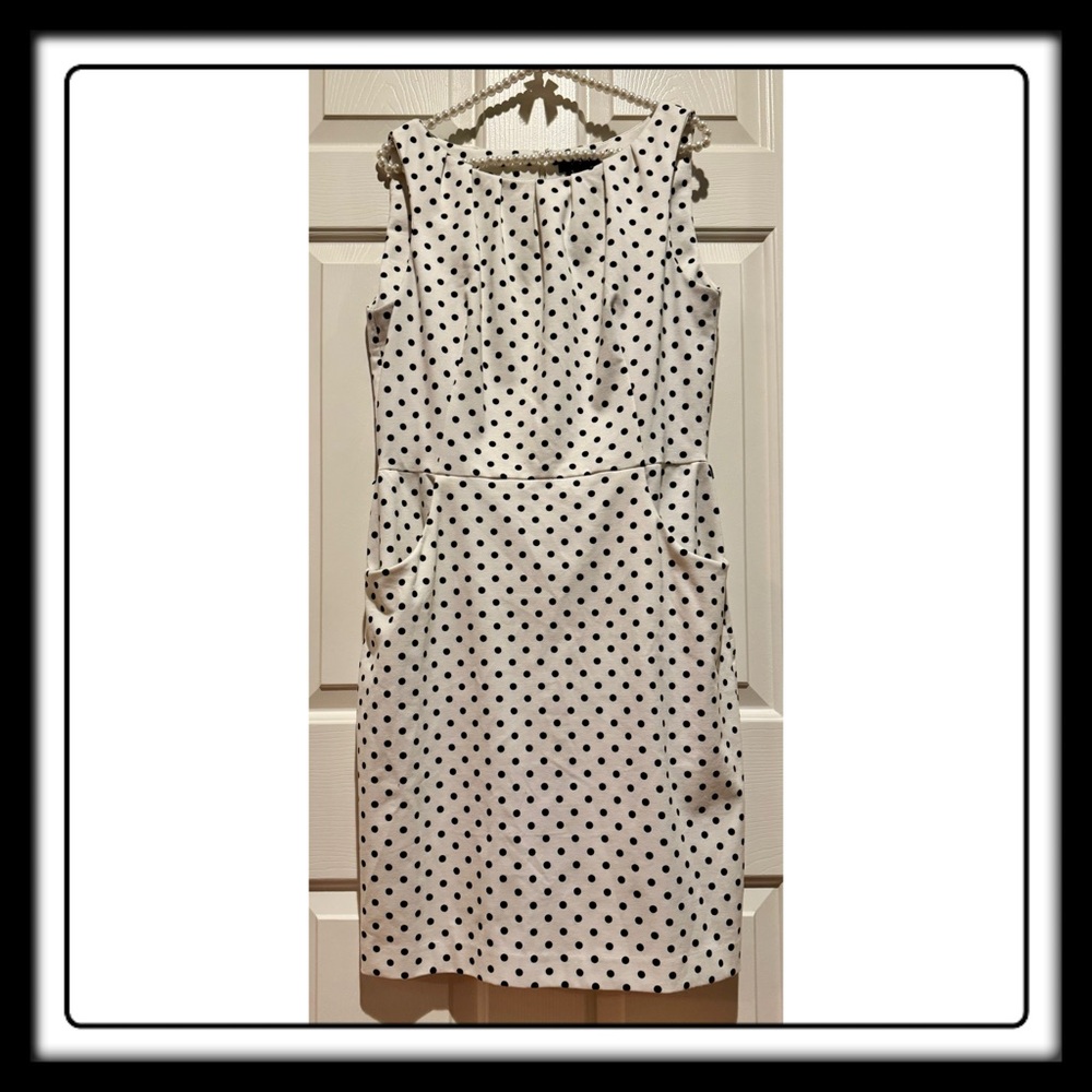 Dress - Chaps - white w/ black polka dots - size 14. Flattering. Pockets! Great - Picture 2 of 8